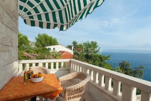 croatia-brac-beachfront-villa-pool-sale(106)