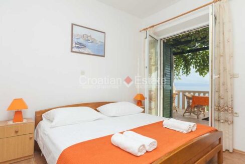 croatia-brac-beachfront-villa-pool-sale(111)