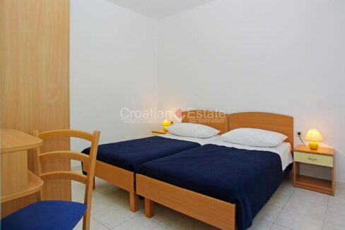 croatia-brac-bol-business-premises-sale(112)