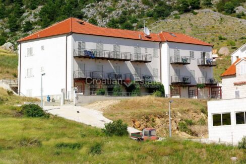 croatia-brac-bol-business-premises-sale(118)