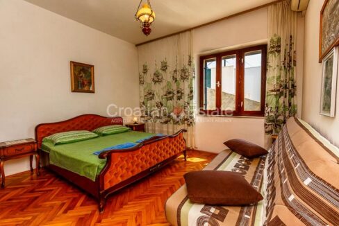 croatia-brac-villa-sea-view-near-sea-pool-sale(109)