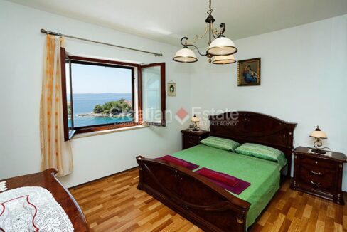 croatia-brac-villa-sea-view-near-sea-pool-sale(113)