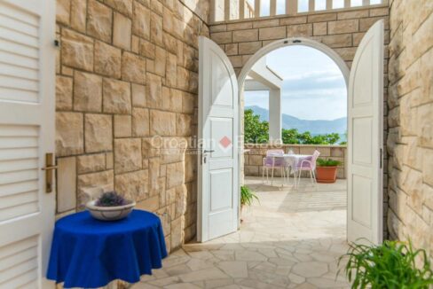 croatia-brac-villa-seafront-pool-sale(102)