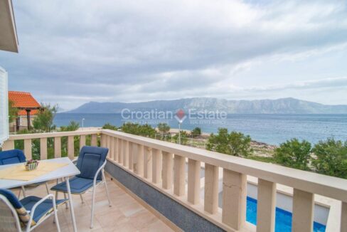 croatia-brac-villa-seafront-pool-sale(111)