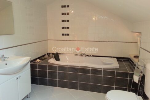 croatia-brac-villa-seafront-sea-view-pool-sale(109)
