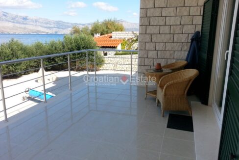 croatia-brac-villa-seafront-sea-view-pool-sale(111)
