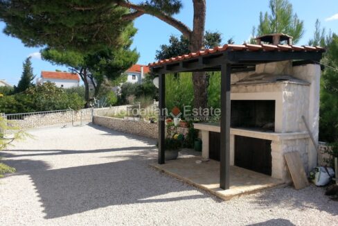 croatia-brac-villa-seafront-sea-view-pool-sale(116)