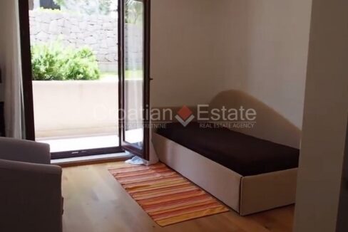 croatia-brac-villa-seafront-sea-view-sale(114)