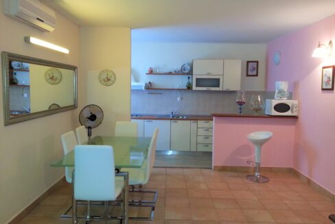 croatia-ciovo-family-home-near-sea-sale(107)