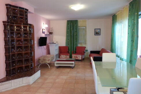 croatia-ciovo-family-home-near-sea-sale(108)