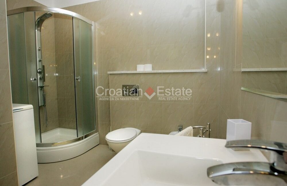 croatia-ciovo-villa-pool-sea-view-sale(111)