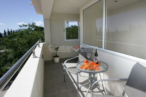 croatia-ciovo-villa-pool-sea-view-sale(114)