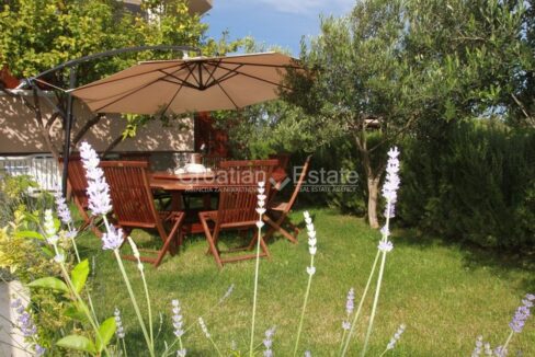 croatia-ciovo-villa-pool-sea-view-sale(120)