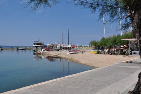 croatia-omis-beach-hotel-seafront-sea-view-sale(118)