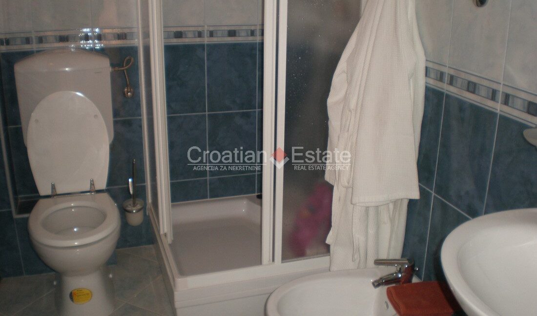 croatia-rogoznica-villa-apartments-seafront-sea-view-sale(107)