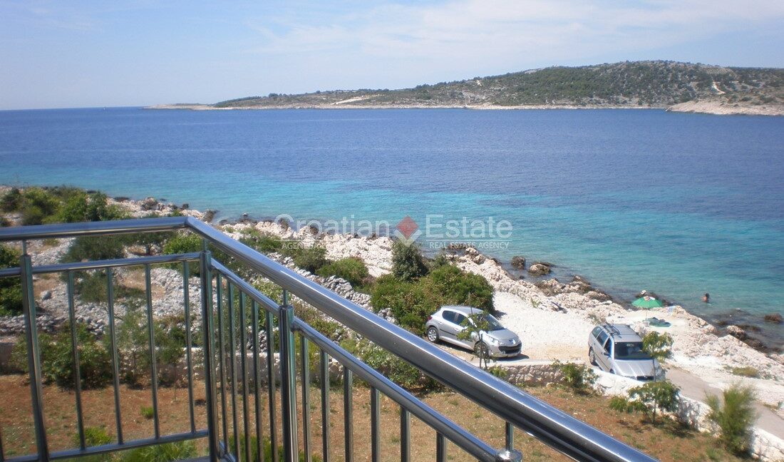 croatia-rogoznica-villa-apartments-seafront-sea-view-sale(109)