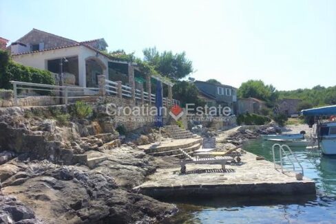 croatia-vis-house-seafront-sea-view-sale(103)