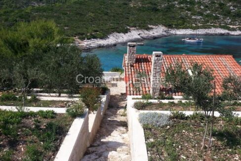 croatia-vis-house-seafront-sea-view-sale(105)