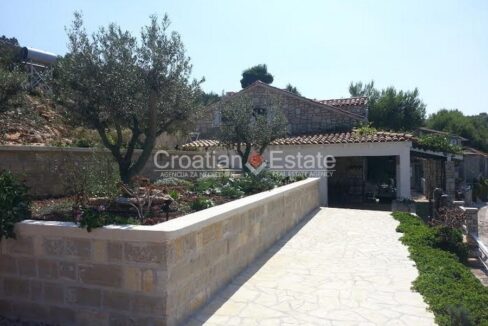 croatia-vis-house-seafront-sea-view-sale(106)