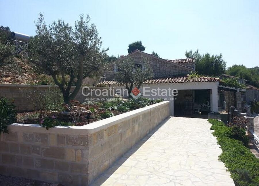 croatia-vis-house-seafront-sea-view-sale(106)