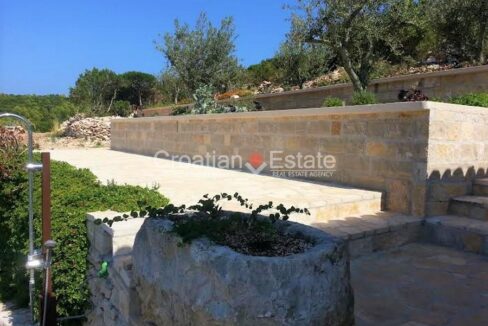 croatia-vis-house-seafront-sea-view-sale(109)