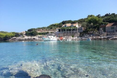 croatia-vis-house-seafront-sea-view-sale(111)