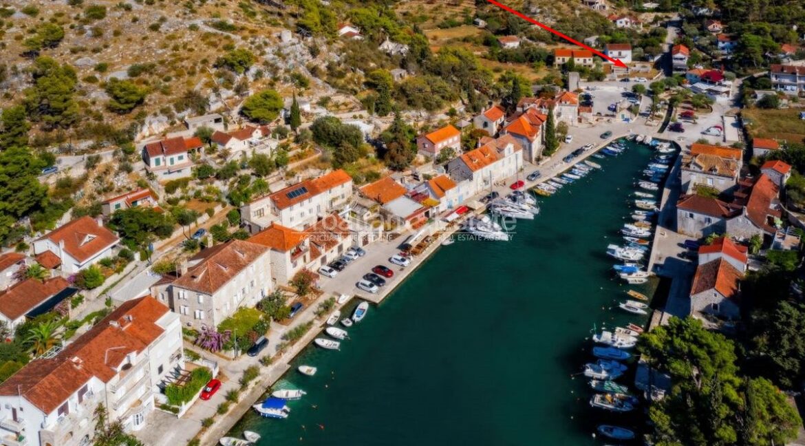croatia-brac-land-seafront-sale(101)