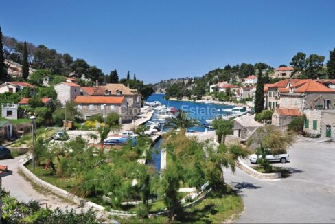 croatia-brac-land-seafront-sale(103)