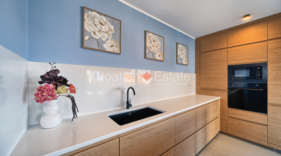 croatia ciovo apartment sea view sale pool 106