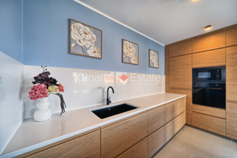 croatia ciovo apartment sea view sale pool 106