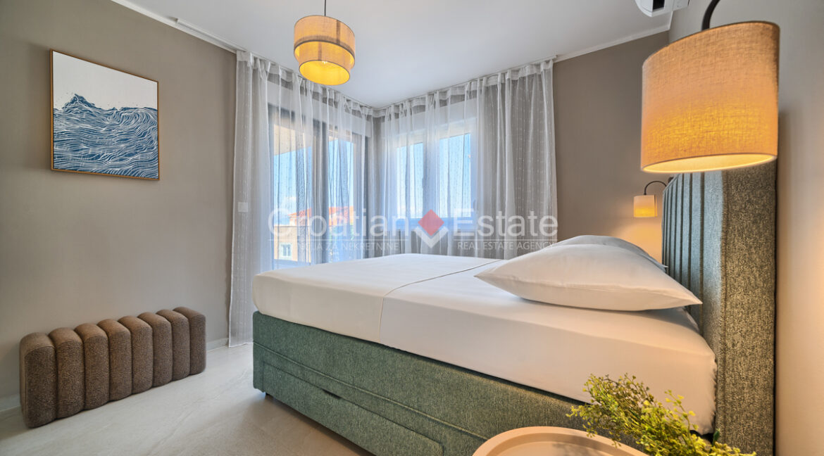 croatia ciovo apartment sea view sale pool 116