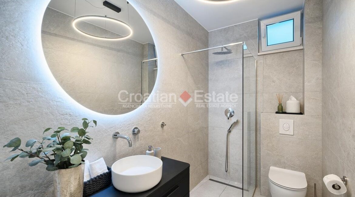penthouse sea view ciovo 25